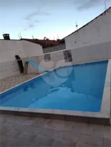 Casa com 3 Quartos à venda, 142m² no Jardim star, Peruíbe