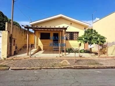 Casa com 2 Quartos à venda, 88m² no Vila Massuchetto, Americana
