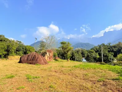 Lote/Terreno à venda, 582m² no Limoeiro, Guapimirim