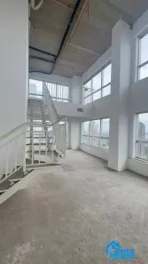 Sala Comercial para alugar, 82m² no Green Valley Alphaville, Barueri
