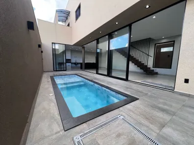 Sobrado com 3 Quartos à venda, 250m² no Esplanada Primo Meneghetti, Franca