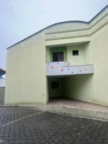 Casa de Condomínio com 3 Quartos para alugar, 170m² no Jardim Nossa Senhora do Carmo, São Paulo