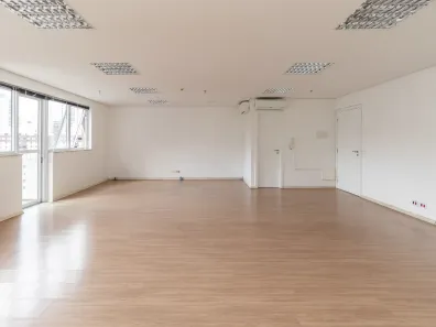 Sala Comercial à venda, 82m² no Vila Andrade, São Paulo
