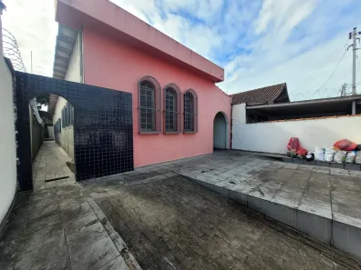 Sala Comercial à venda, 196m² no Parque Bitaru, São Vicente