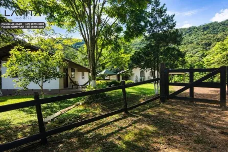 Fazenda/Sítio com 3 Quartos à venda, 230m² no , Rio dos Cedros