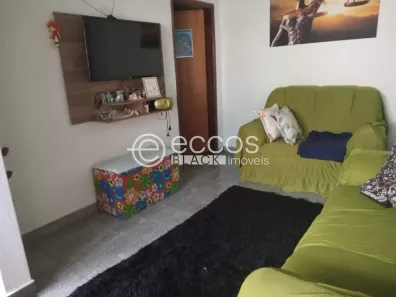 Casa com 2 Quartos à venda, 175m² no Planalto, Uberlândia