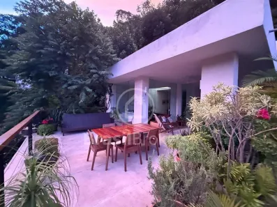 Casa com 3 Quartos à venda, 378m² no Humaitá, Rio de Janeiro