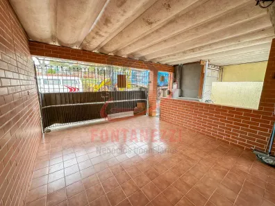 Casa com 4 Quartos à venda, 180m² no Jardim do Estádio, Santo André