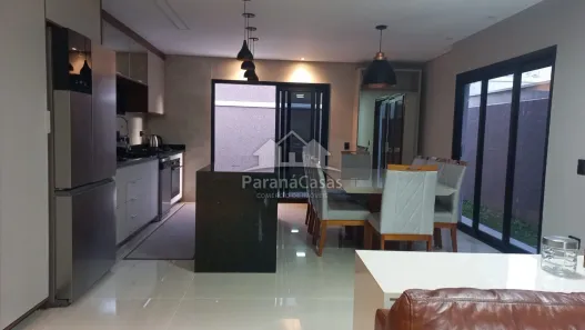 Casa de Condomínio com 4 Quartos à venda, 172m² no Umbará, Curitiba