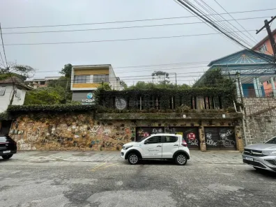 Casa com 6 Quartos à venda, 600m² no Agriões, Teresópolis