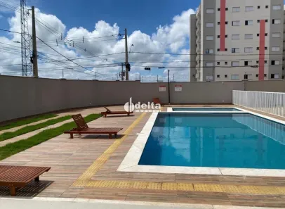 Apartamento com 2 Quartos à venda, 46m² no Jardim Inconfidência, Uberlândia