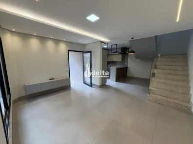 Casa com 3 Quartos à venda, 115m² no Grand Ville, Uberlândia