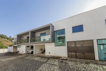 Casa de Condomínio com 3 Quartos à venda, 127m² no Marilândia, Juiz de Fora