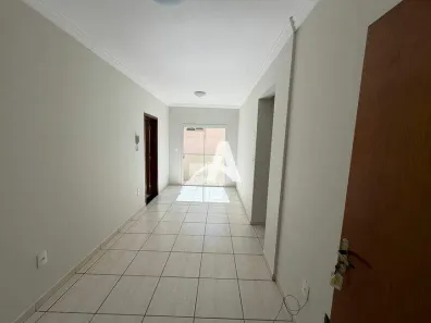 Apartamento com 2 Quartos para alugar, 55m² no Santa Mônica, Uberlândia