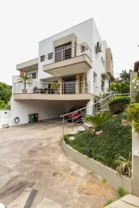 Casa de Condomínio com 3 Quartos à venda, 299m² no Hípica, Porto Alegre