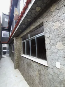 Casa com 3 Quartos à venda, 200m² no Realengo, Rio de Janeiro