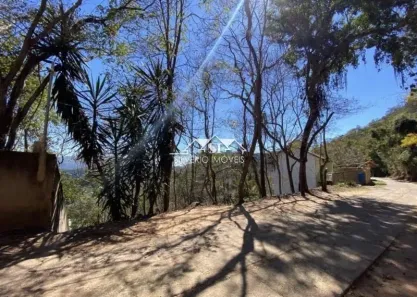 Lote/Terreno à venda, 611m² no Nogueira, Petrópolis