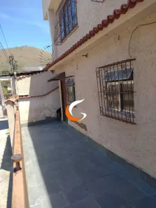 Casa com 2 Quartos para alugar, 70m² no Samambaia, Petrópolis