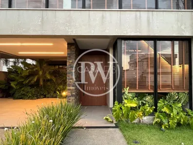 Apartamento com 4 Quartos à venda, 250m² no Jardins Capri, Senador Canedo