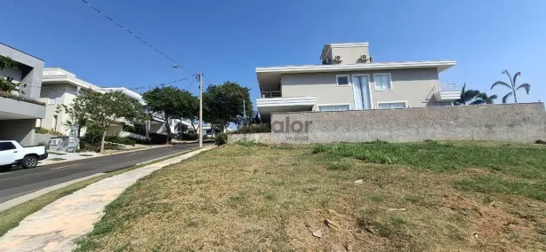 Lote/Terreno à venda, 523m² no Swiss Park, Campinas