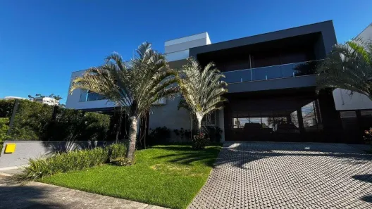 Casa com 6 Quartos à venda, 433m² no Jurerê Internacional, Florianópolis