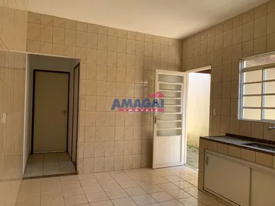 Casa com 2 Quartos à venda, 99m² no Cidade Nova Jacareí, Jacareí