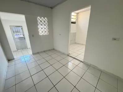 Casa com 1 Quarto para alugar, 45m² no Parque Císper, São Paulo