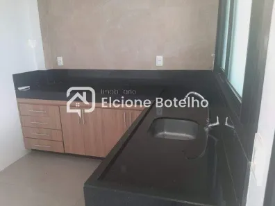 Casa com 3 Quartos à venda, 120m² no Novo Mundo, Uberlândia