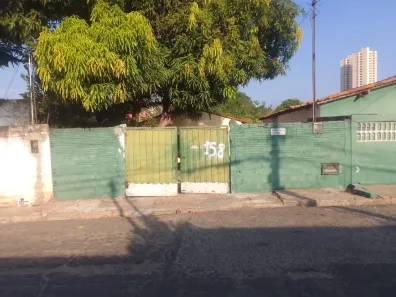 Casa com 2 Quartos à venda, 400m² no Monte Castelo, Teresina