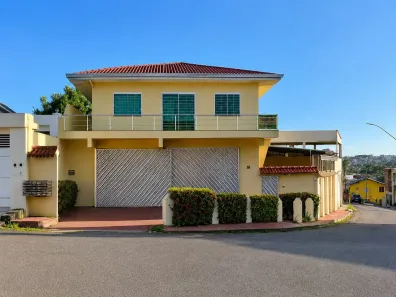 Casa com 4 Quartos à venda, 300m² no Japiim, Manaus
