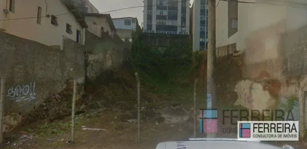 Lote/Terreno à venda, 711m² no Amaralina, Salvador