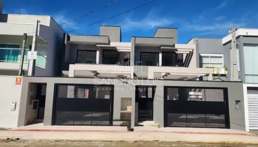 Sobrado com 3 Quartos à venda, 165m² no Ressacada, Itajaí