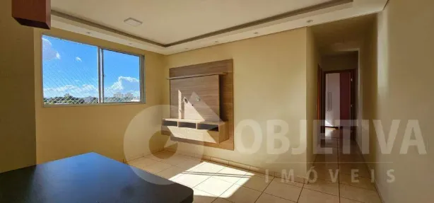 Apartamento com 2 Quartos para alugar, 50m² no Presidente Roosevelt, Uberlândia
