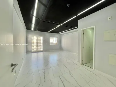 Sala Comercial para alugar, 42m² no Vila Mathias, Santos