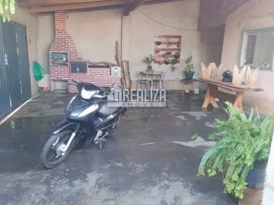 Casa com 2 Quartos à venda, 65m² no Jardim Copacabana, Uberaba