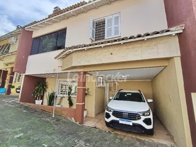 Casa de Condomínio com 3 Quartos para alugar, 175m² no Espírito Santo, Porto Alegre
