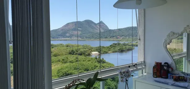 Apartamento com 2 Quartos à venda, 70m² no Camboinhas, Niterói