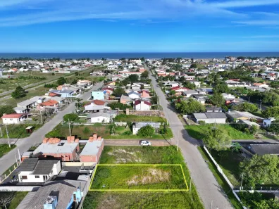 Lote/Terreno à venda, 300m² no , Balneário Gaivota