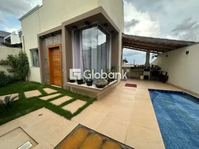 Casa com 3 Quartos à venda, 105m² no Vila Nova, Montes Claros