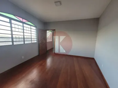 Apartamento com 3 Quartos para alugar, 75m² no Santa Branca, Belo Horizonte