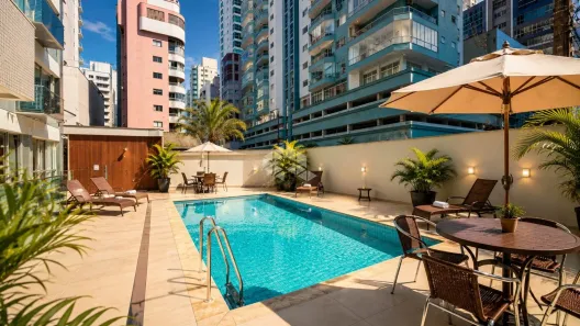 Apartamento com 4 Quartos à venda, 90m² no Centro, Balneário Camboriú