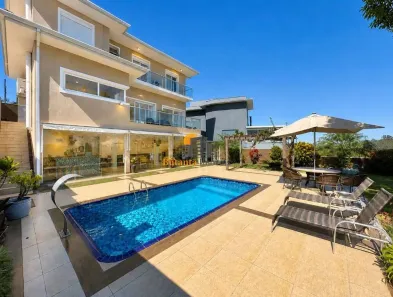 Casa de Condomínio com 3 Quartos à venda, 319m² no Golf Gardens, Carapicuíba