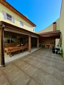 Casa com 4 Quartos à venda, 300m² no Jardim Leocádia, Sorocaba