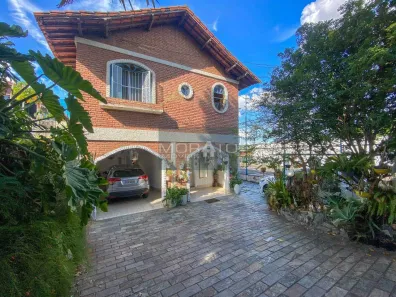 Casa com 4 Quartos à venda, 380m² no Álvaro Camargos, Belo Horizonte