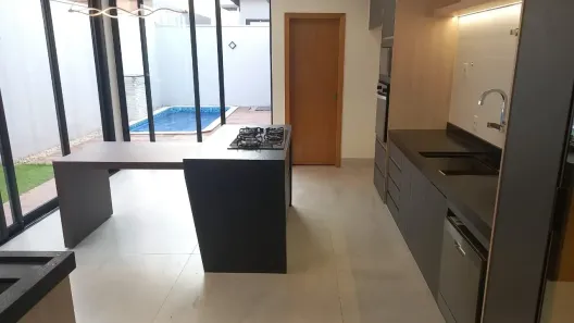 Casa de Condomínio com 3 Quartos à venda, 170m² no Parqville Pinheiros, Aparecida de Goiânia