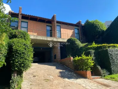 Casa com 4 Quartos à venda, 350m² no Três Figueiras, Porto Alegre
