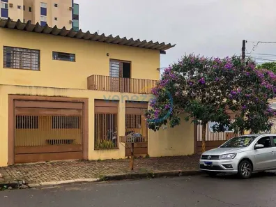 Casa com 5 Quartos à venda, 200m² no Jardim América, Londrina