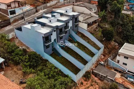 Casa com 2 Quartos à venda, 72m² no Jardim Imperial, Atibaia