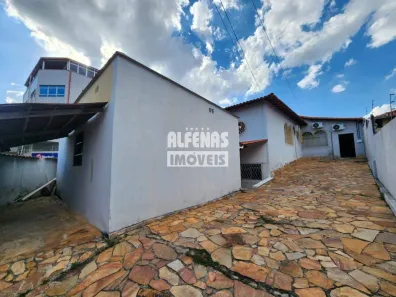 Casa com 5 Quartos à venda, 300m² no Eldorado, Contagem