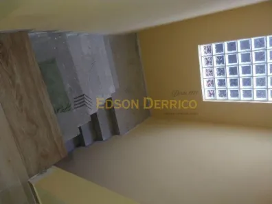 Sobrado com 2 Quartos à venda, 210m² no Conjunto Habitacional Terra dos Ipês, Pindamonhangaba